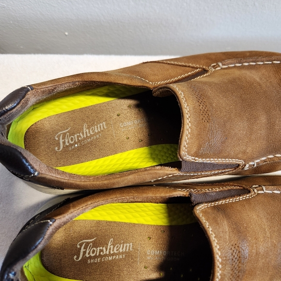 Florsheim Brown Leather Moccasin Style Casual Loafers- Size 11 - Picture 2 of 9